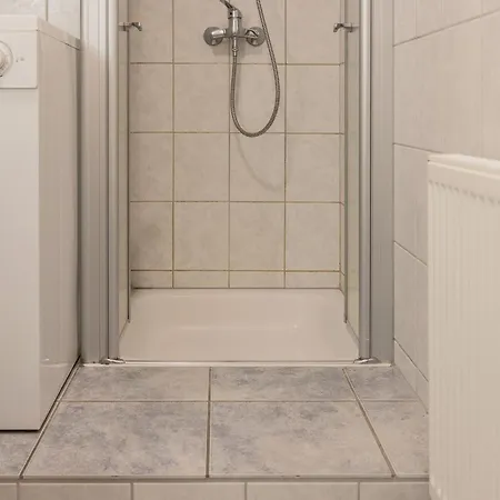 Apartment 50163... *